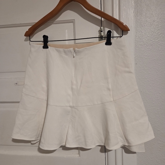 Chloe White Acetate/Viscose Silk Lined Tennis Skirt Size 40 (Approx US 8) - Picture 3 of 8